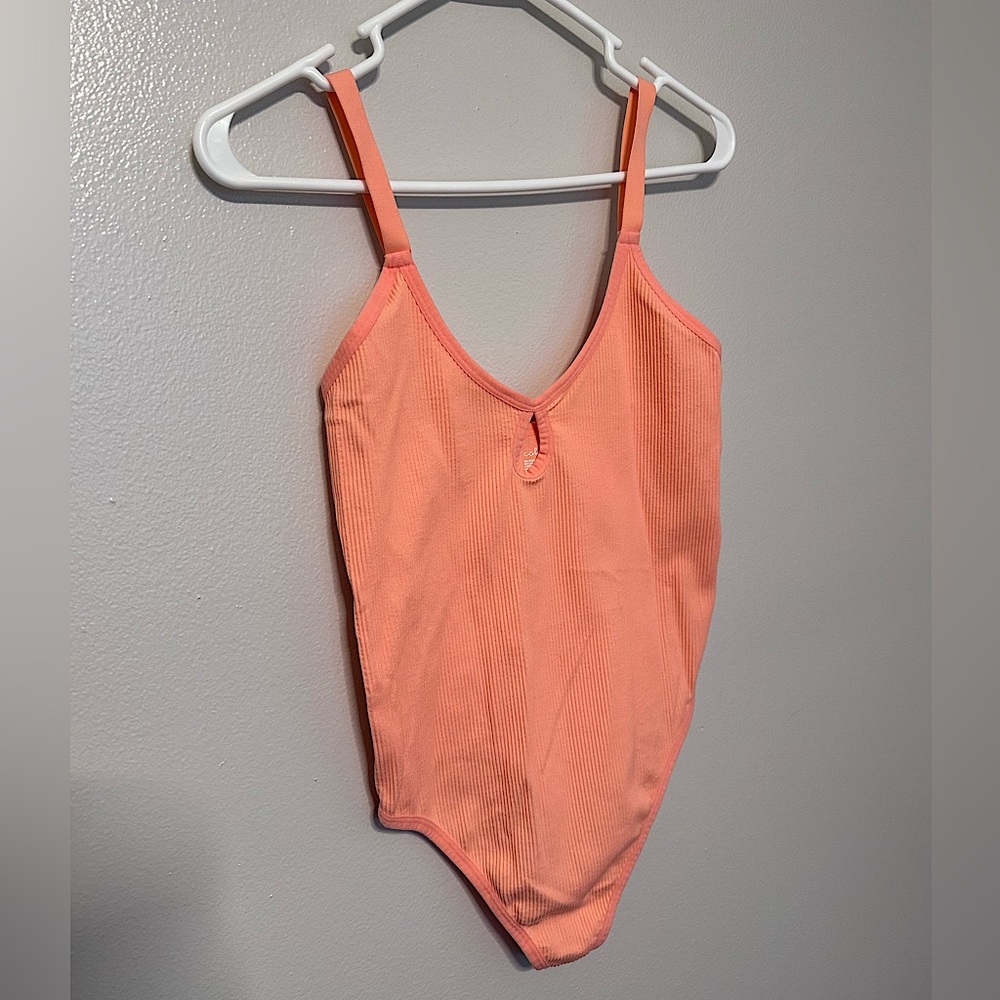 NWOT - Ribbed, Seamless Bodysuit - Coral - Large